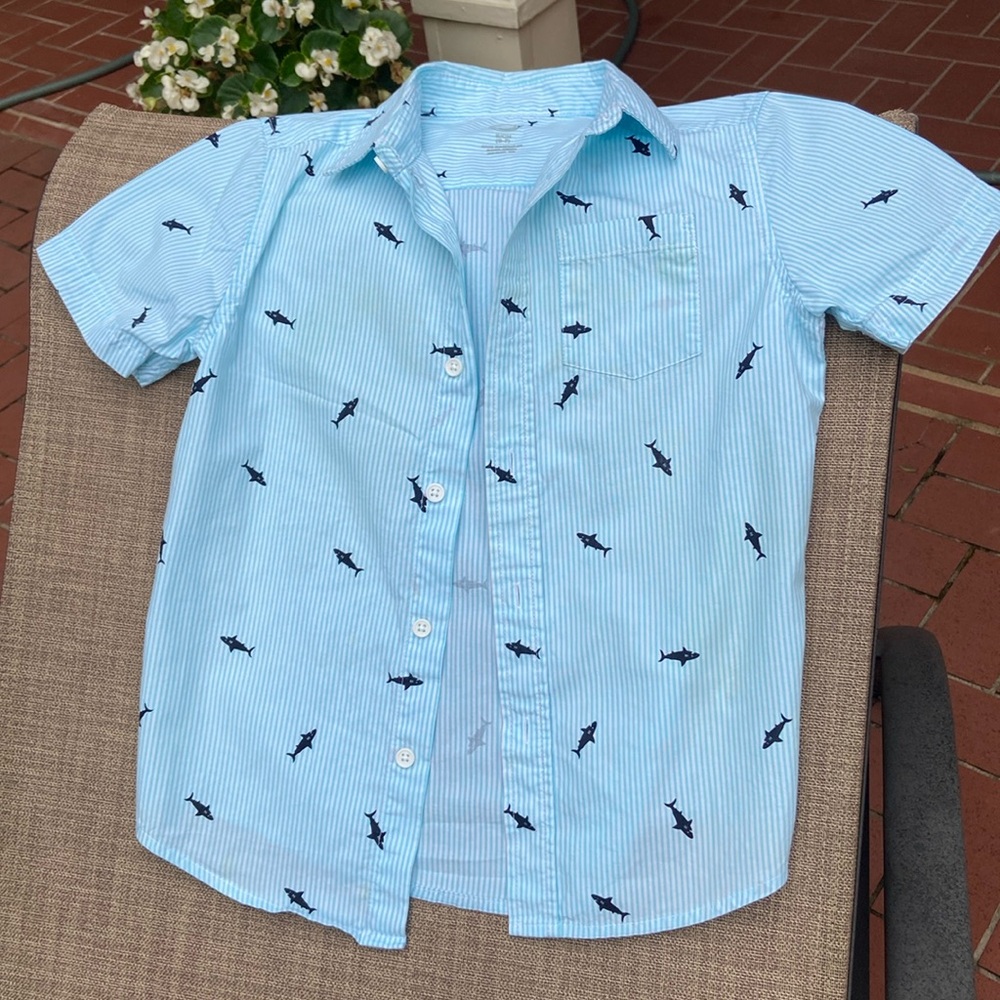 Wonder Nation , Boy’s very cute short sleeve  shirt in great condition.